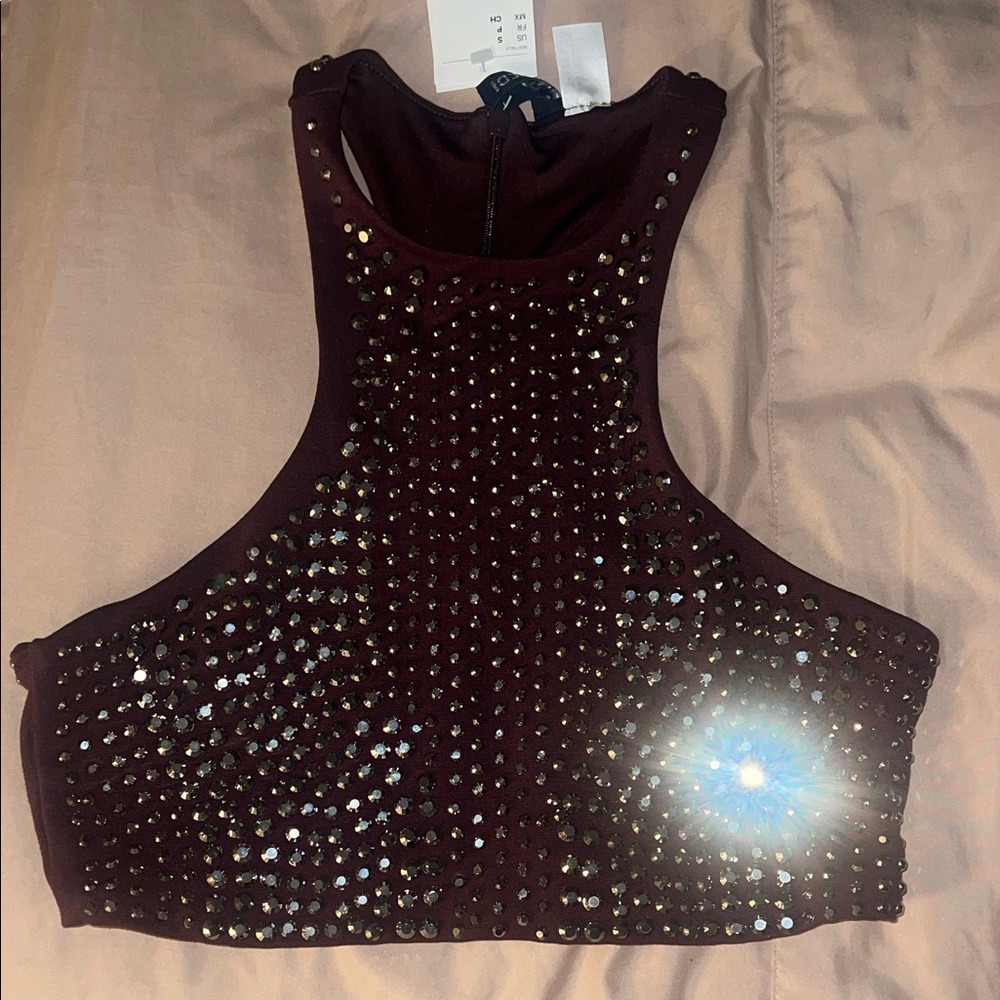 HM encrusted top